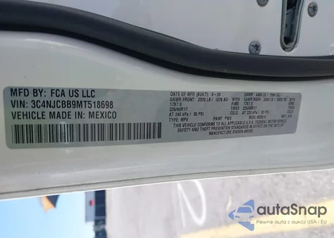 2021 Jeep Compass Latitude Fwd z USA, uszkodzony, nr VIN 3C4NJCBB9MT518698